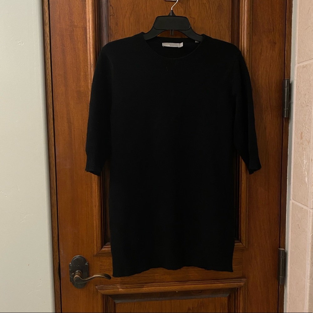VINCE black cashmere sweater